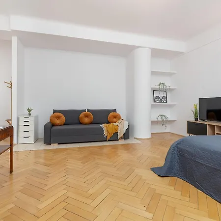 Studio In The Center Of Warsaw With Balcony And Separate Kitchen By Noclegi Renters Екстер'єр фото